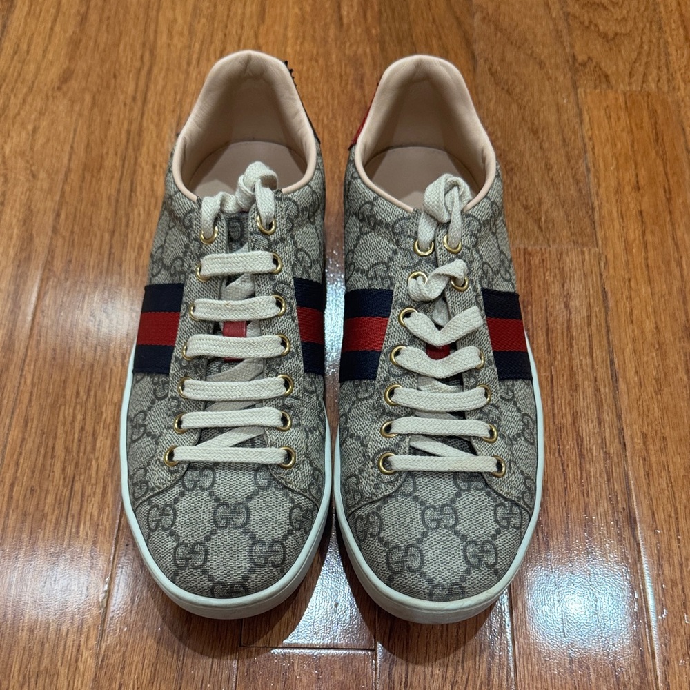 Authentic Gucci Sneakers with Red and Blue back